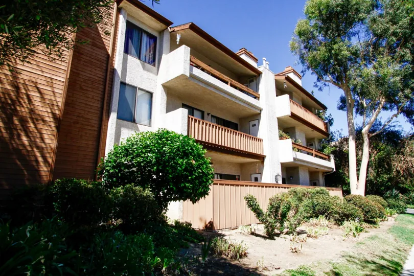 The balconies at Valley Oaks II