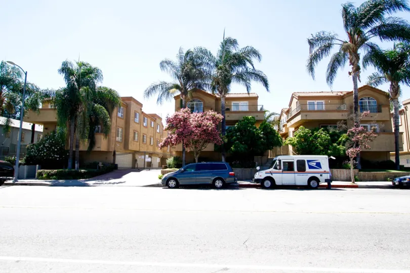 The landscaping at Villa Ventana in Van Nuys