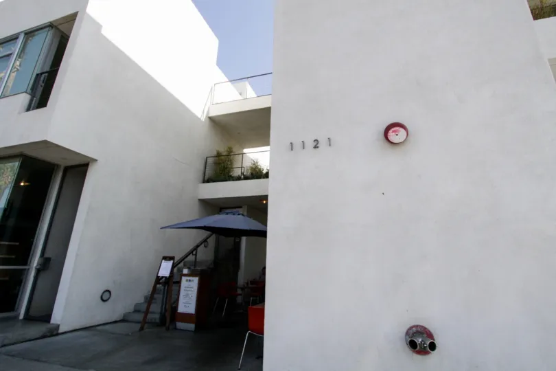 The address number for AK Live Work in Venice