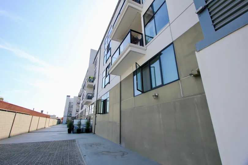 awesomely neat apartment building of Del Rey Lofts, Venice, California