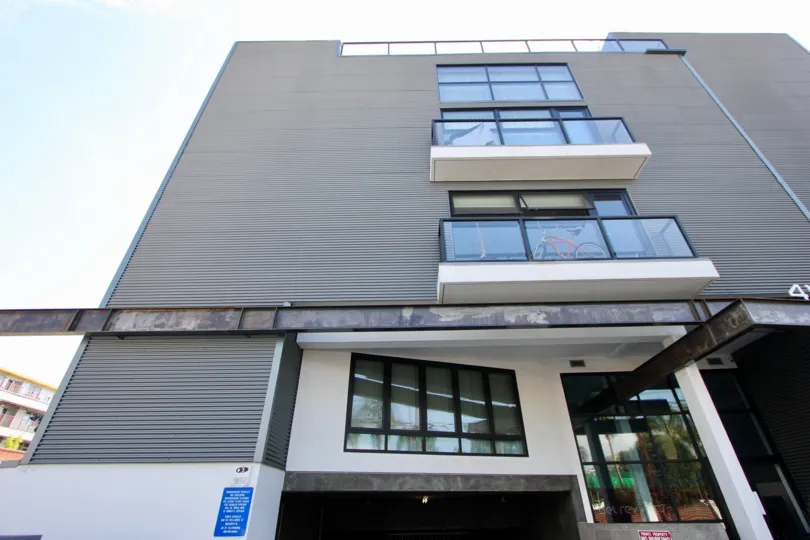 Modern balconies on the Del Rey Lofts in sunny Venice, California
