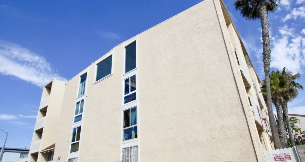 A beautiful, sunny day at the Navy Estates community in Venice