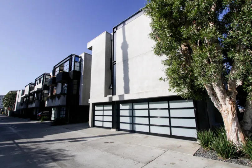 The garage parking for Ocean Front Townhomes in Venice