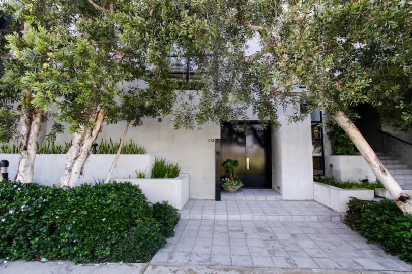 The entrance into Ocean Front Townhomes