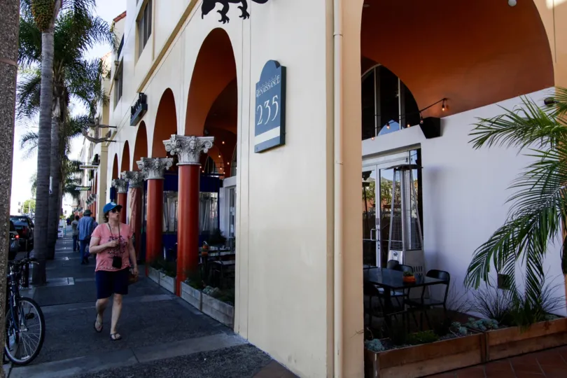 The stores in the Venice Renaissance