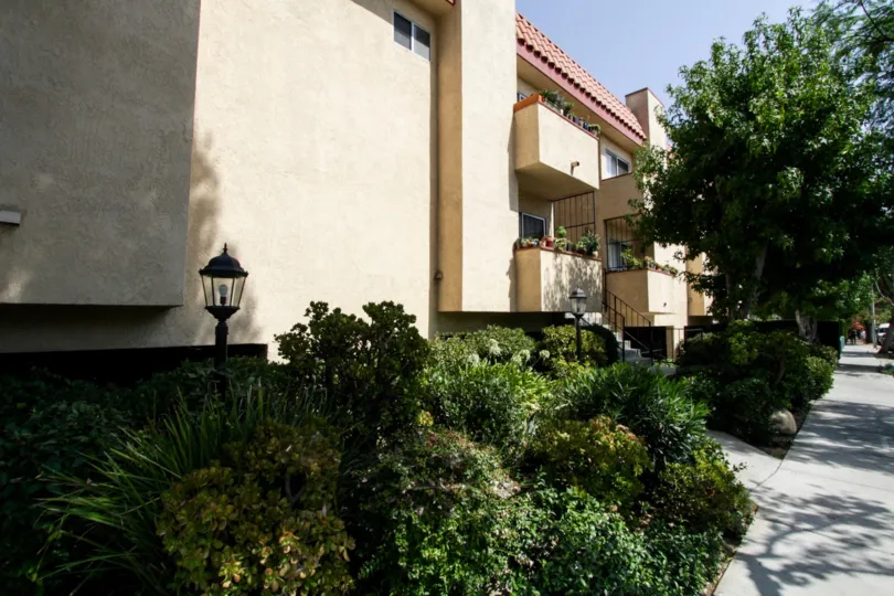 The landscaping at 1040 N Gardner