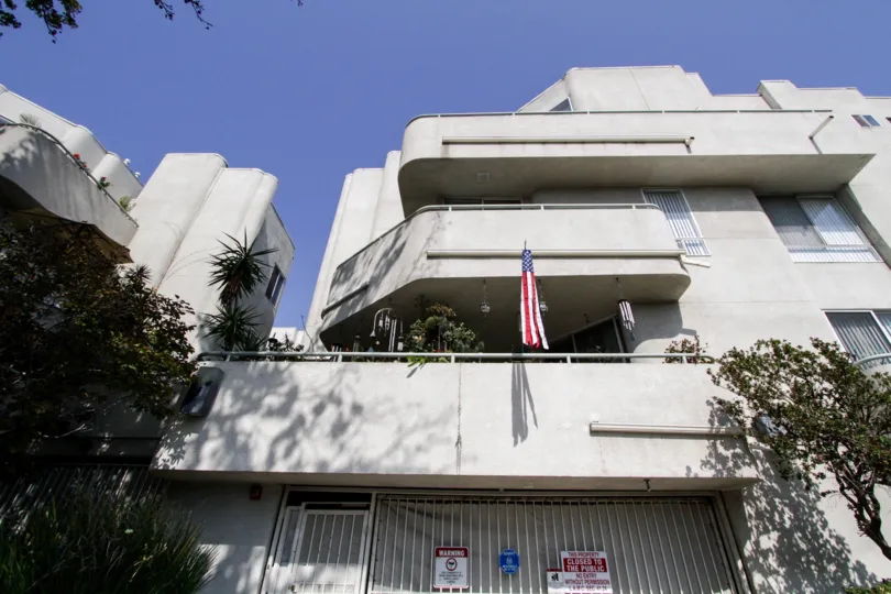 The balconies at 1310 N Detroit in West Hollywood