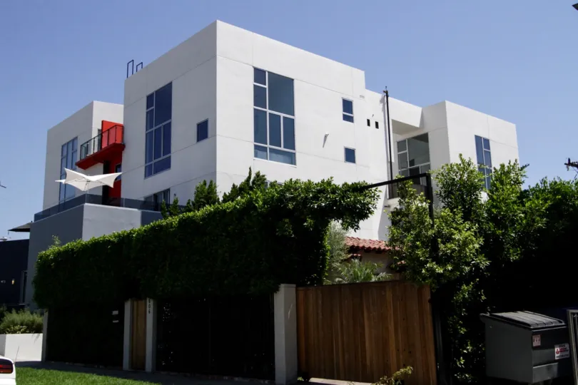 The building at 616 Croft