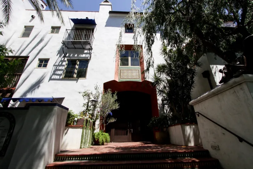 The entrance into 7 Fountains in West Hollywood