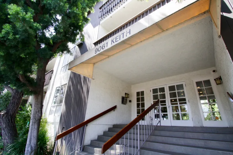 The entrance into 9061 Keith in West Hollywood