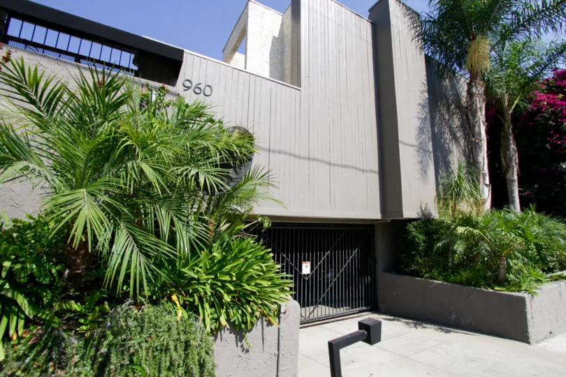 The address on the building at 960 San Vicente