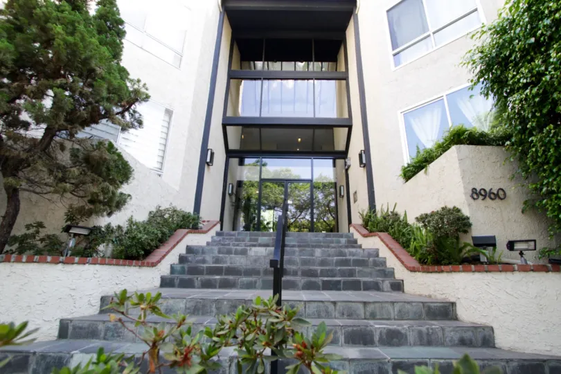 The stairs to the entrance of Beverly Regent