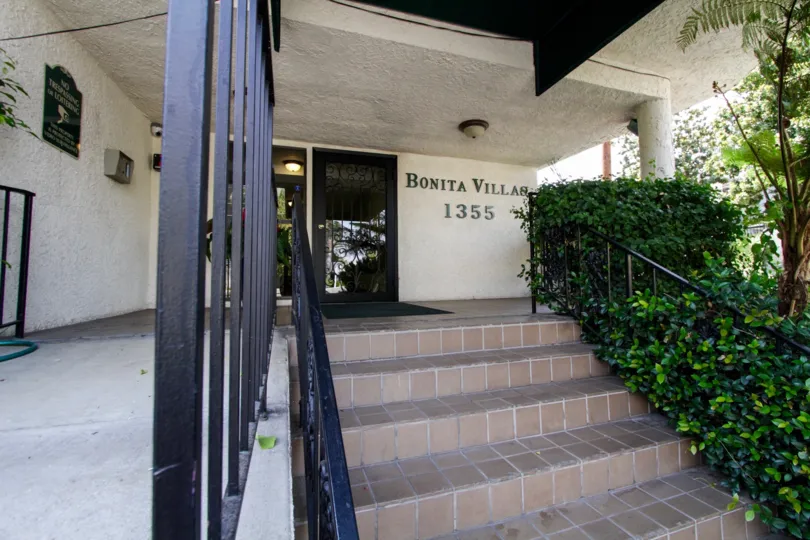 The name of the Bonita Villas written on the building in West Hollywood