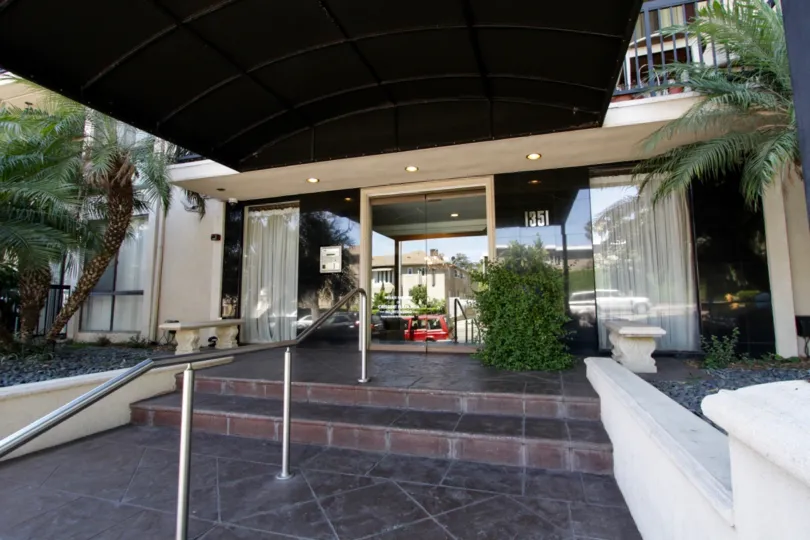 The entryway into Crescent Plaza in West Hollywood