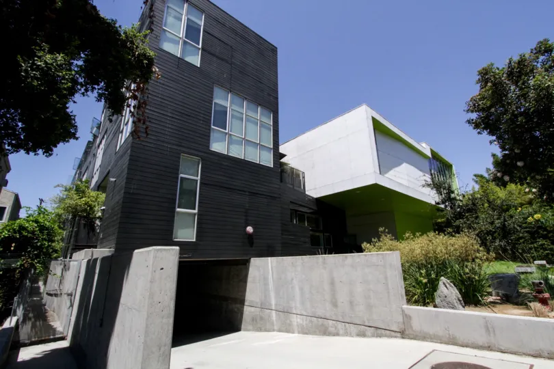 The parking for Habitat 825