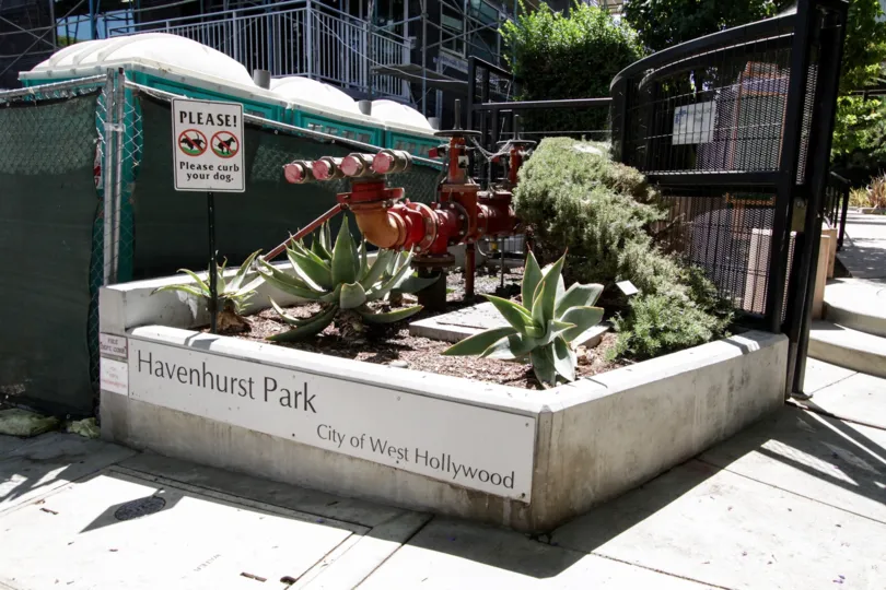 The landscaping around Habitat On The Park