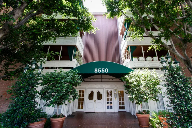 The entrance into Holloway Manor in West Hollywood