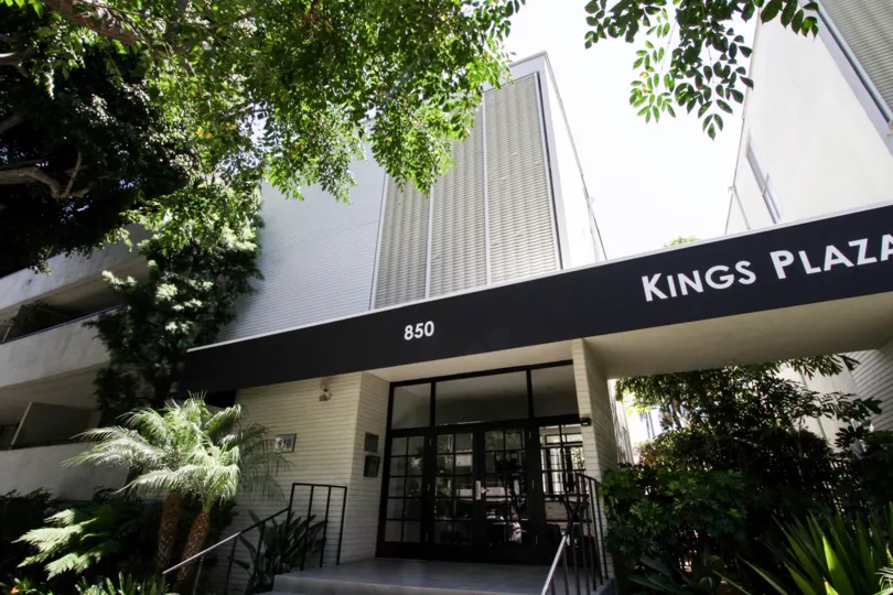 The entrance into Kings Plaza