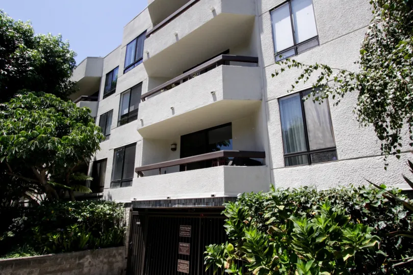 The balconies at Kings West