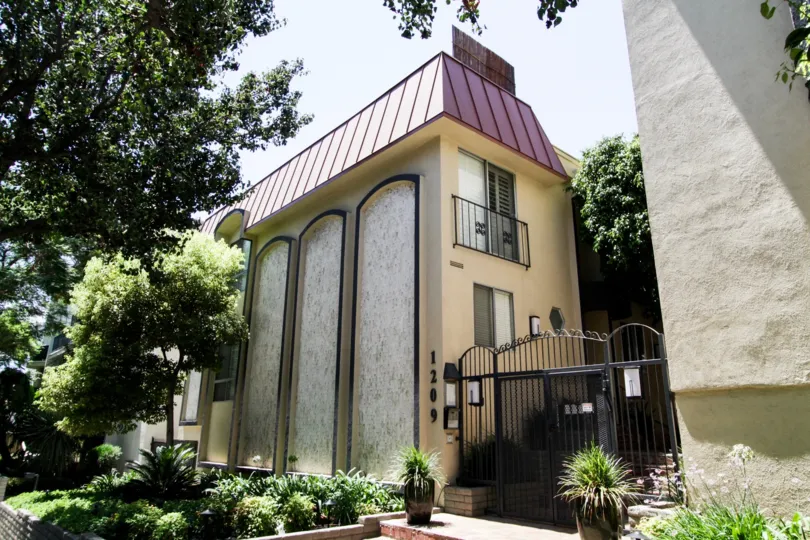 The Kingswood Court building in West Hollywood
