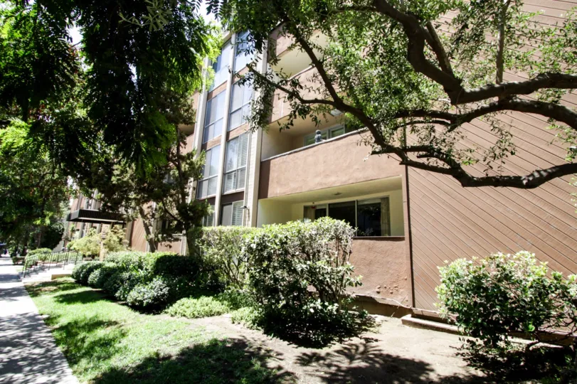 The balconies at Kingswood South