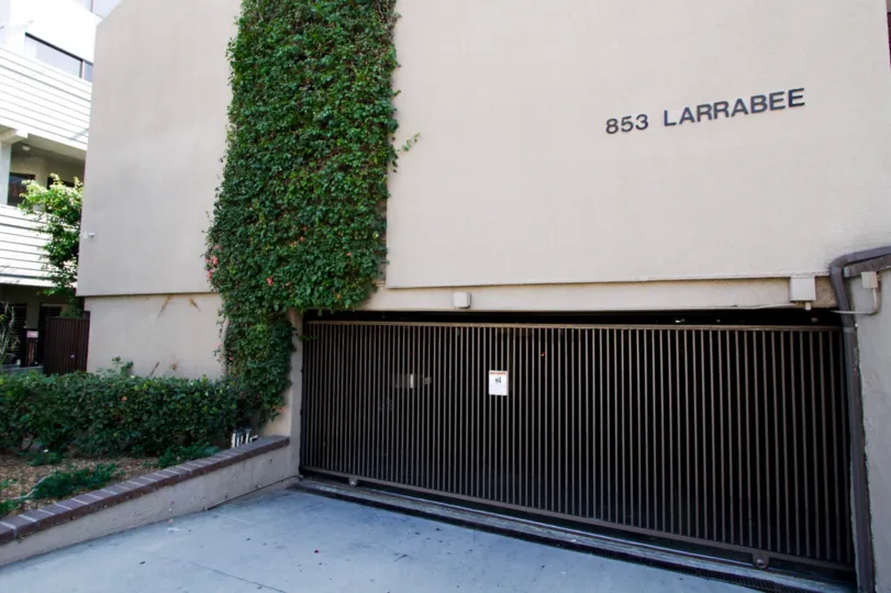 The decorative fence seen coming into Larrabee Townhomes