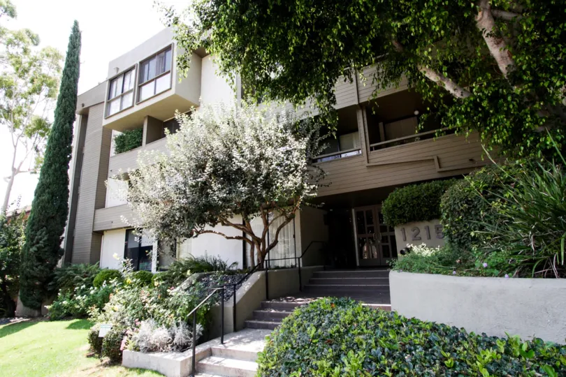 The entrance into Olive Executive Townhomes