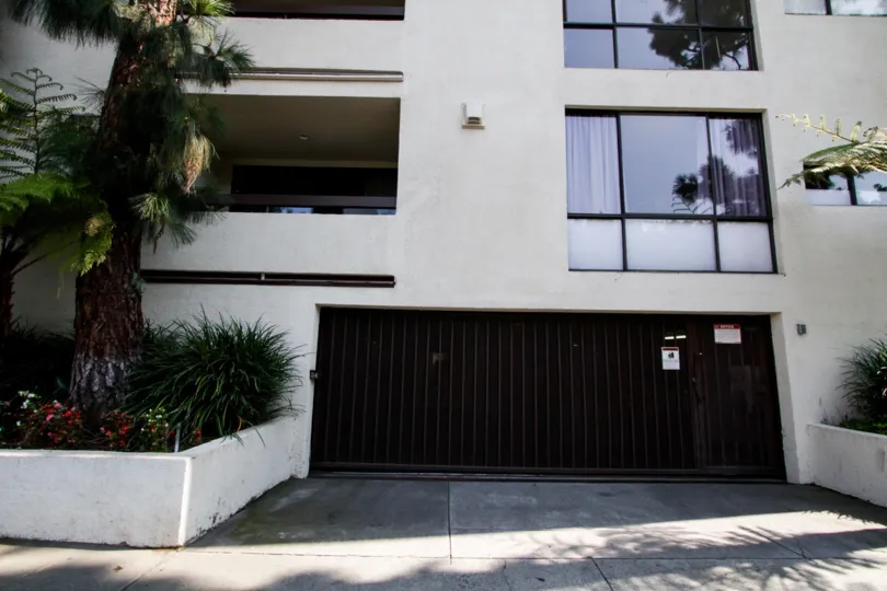 The drive up to the parking area for Orlando Waring in West Hollywood