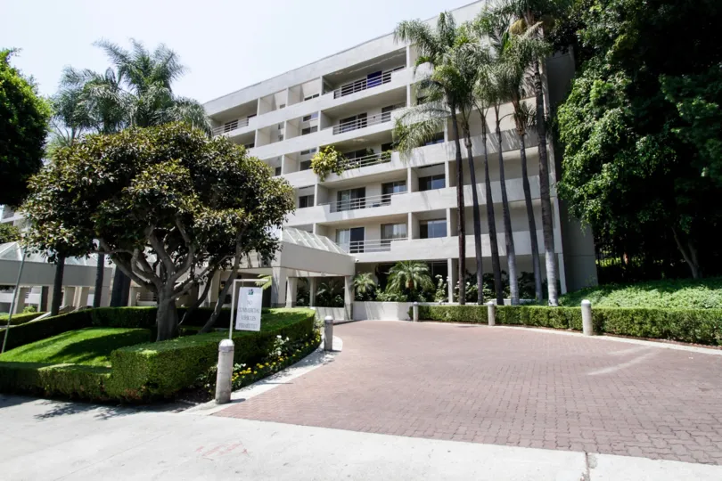 The welcoming sign for Park Wellington in West Hollywood