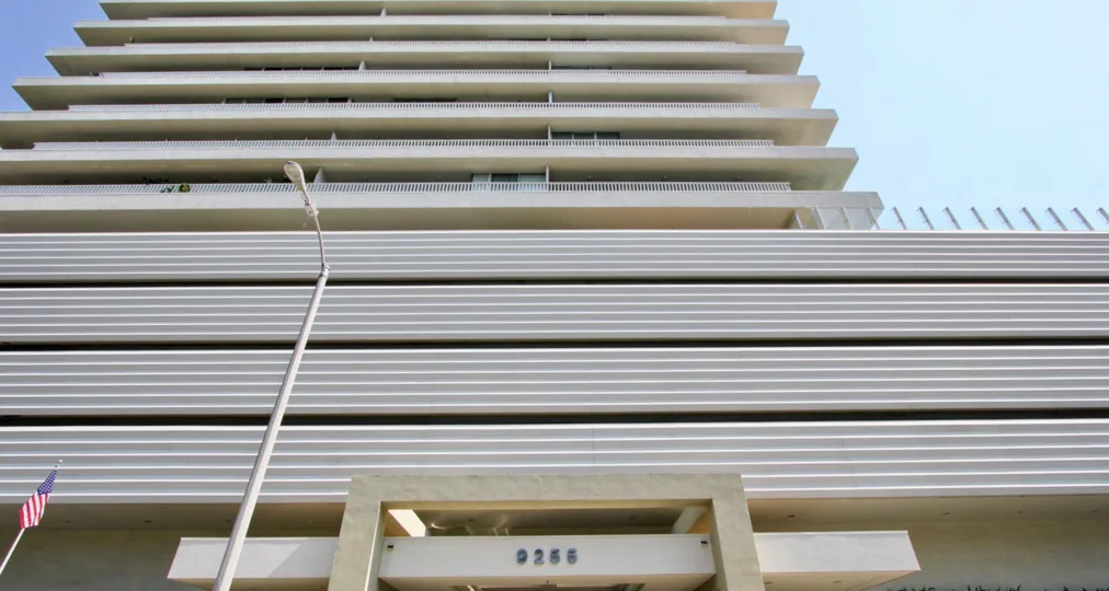 close shot of the finish style of the walls of Sierra Towers, West Hollywood, California