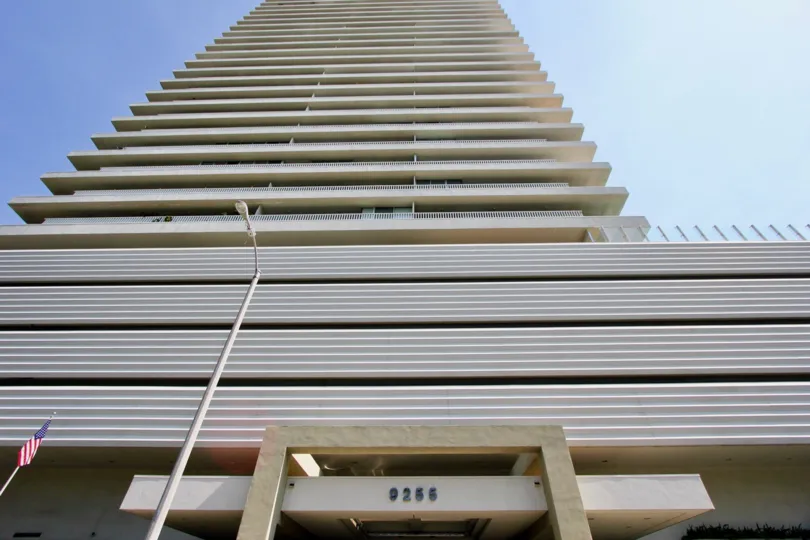 A photo of the Serra Towers apartments in West Hollywood, California