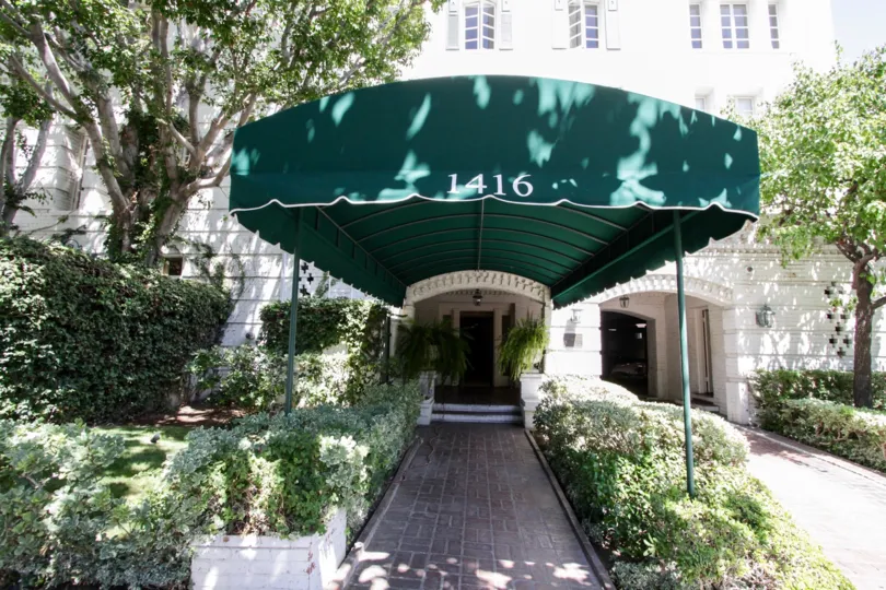 The entrance into The Colonial House in West Hollywood