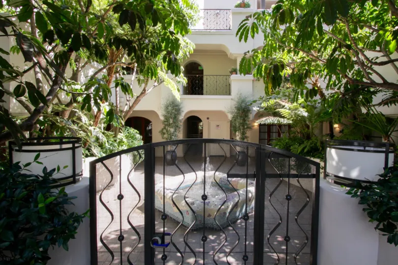 The gate entering into the Villa Cynthia