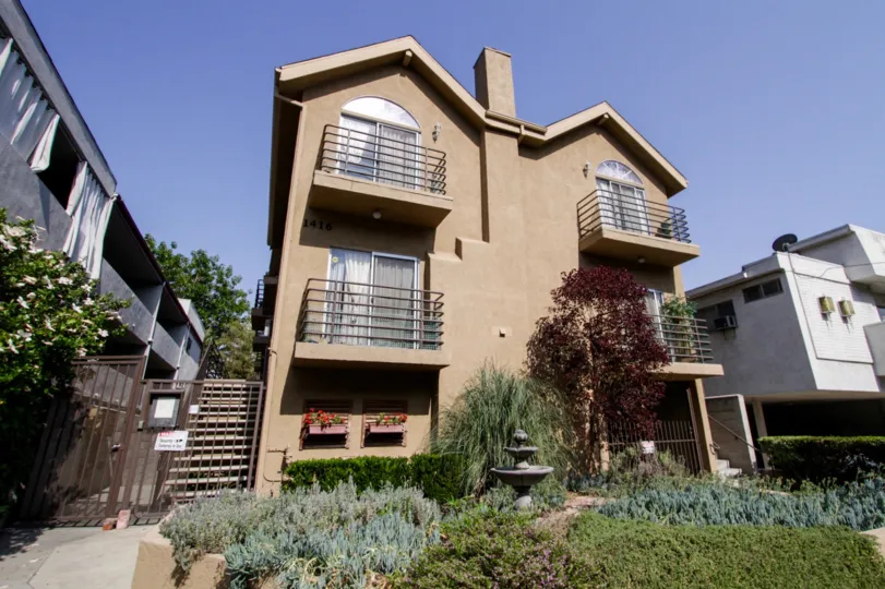 The Vista Townhomes building in West Hollywood