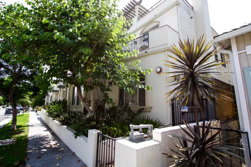 The Westmount Oasis building in West Hollywood