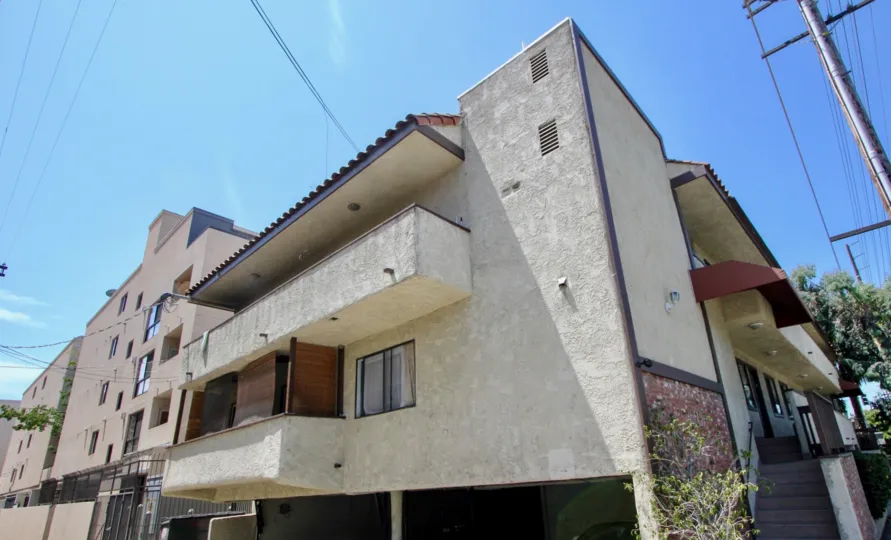 A sunny and cloud free day at 11574 Ohio in West LA, California.