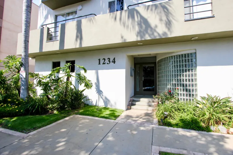 Sun filled sidewalk view at 1234 Granville in West LA.
