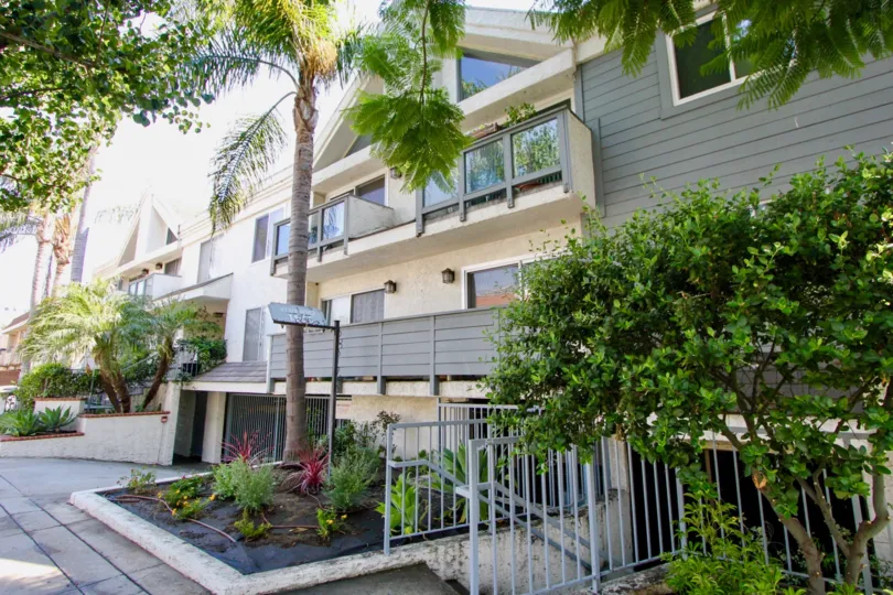 Details and close shot of 1741 Granville, West La, California