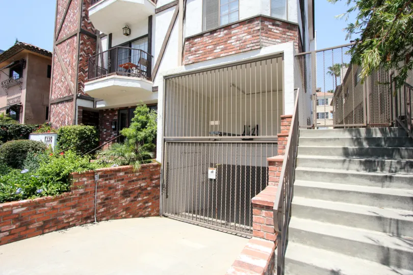 Modern apartment with balcony overlooking a beautiful lawn. Located in the Amherst Chateau community in West LA, California.