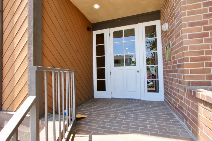 barry court west LA california home front door brick entryway