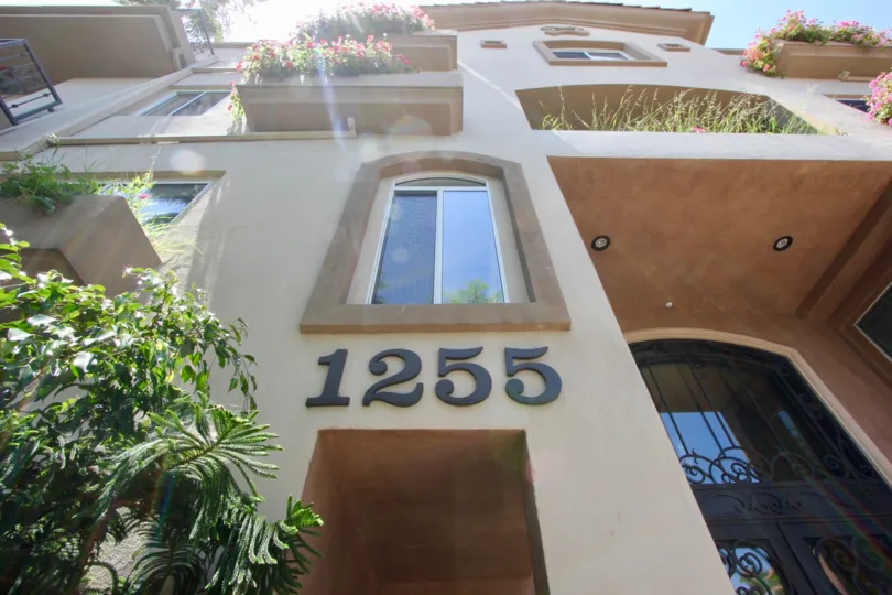 Upward view of apartment 1255 Federal Plaza. West Plaza, West La, California