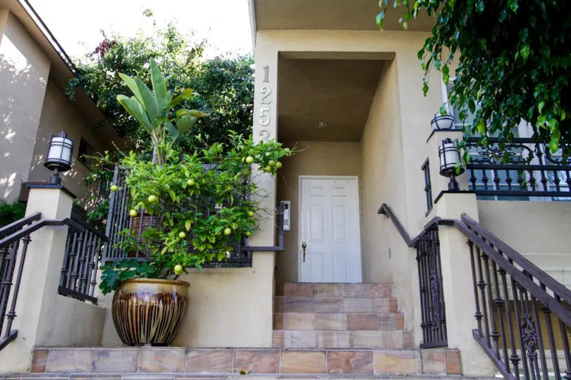 The beautiful entrances into Granville Townhomes in West LA