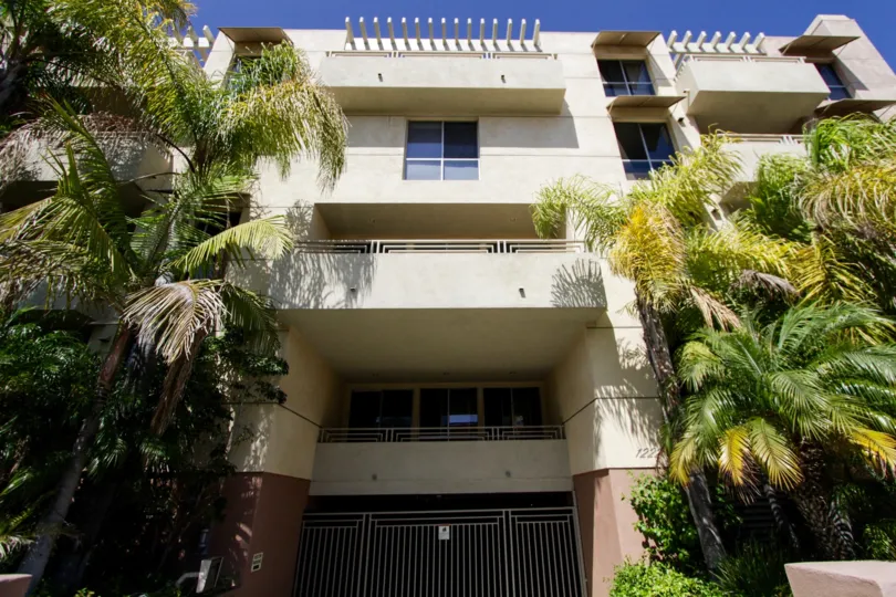 The Courtyard Villas building