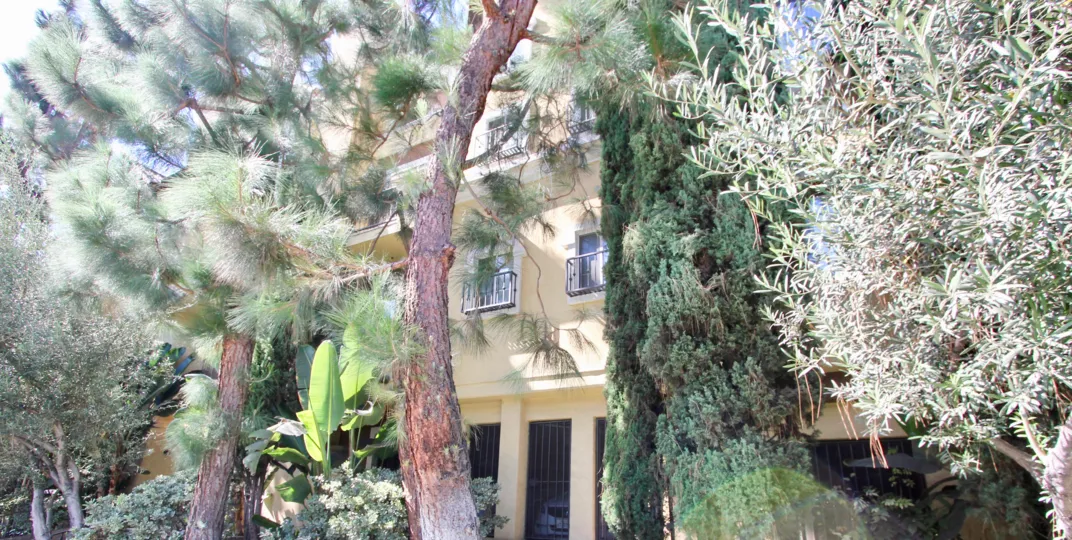 The landscaping around Amalfi Villas