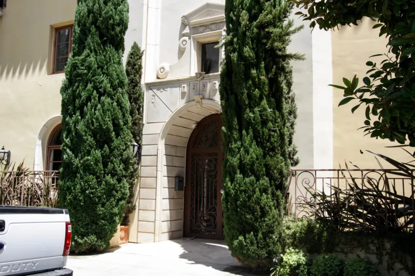 The entryway into 1230 Westholme