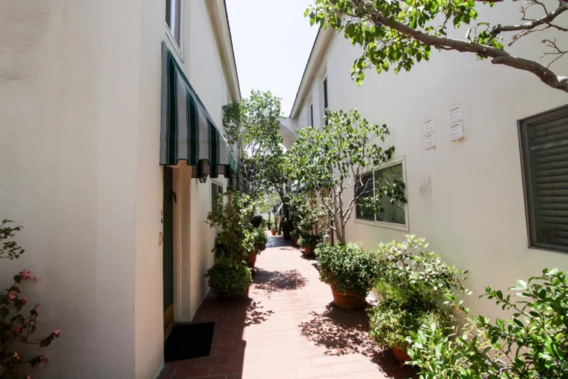 The breezeway between buildings at 1745 Selby