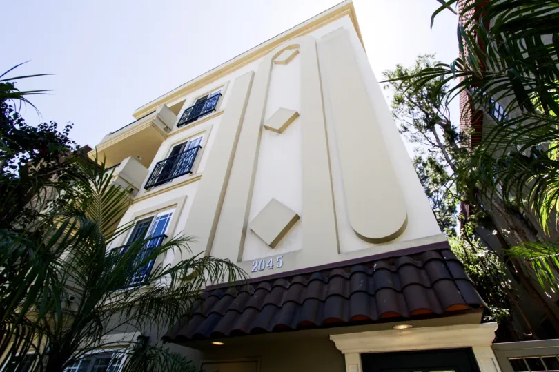 The décor seen on the building at 2045 Bentley