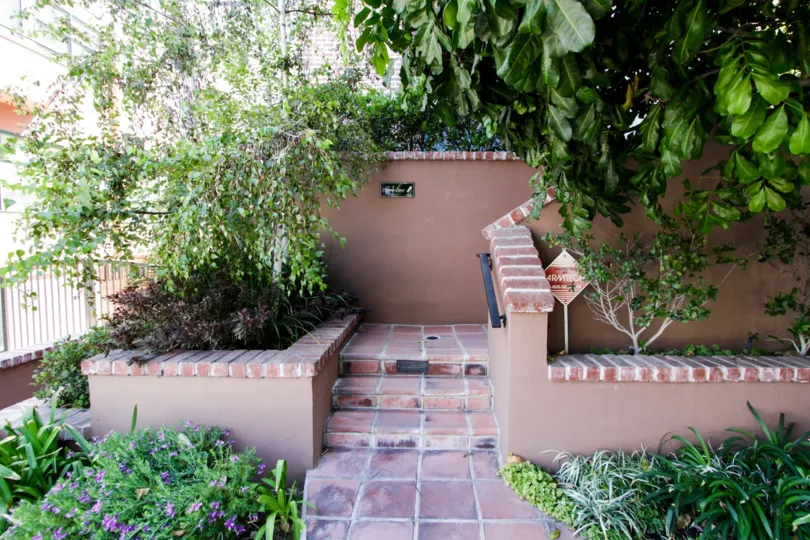 The entryway into 2323 On The Glen in Westwood