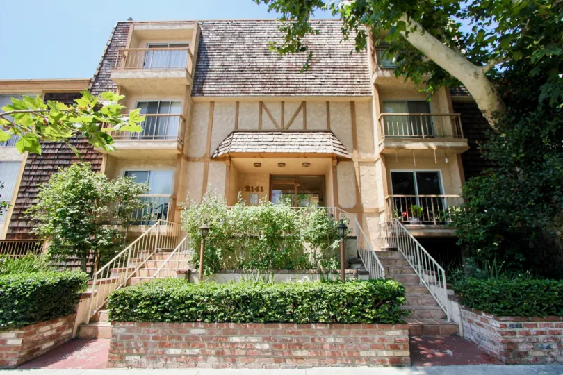 A BENTLEY GARDENS IS A LARGE BUILDING AND GOOD COURTYARD.