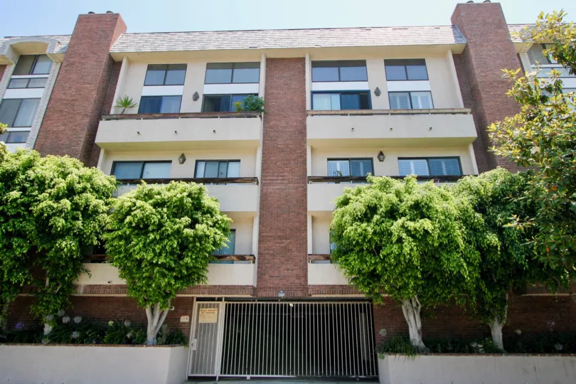 Super special view of the 3 floored building of Beverly Glen Villas, Westwood, California